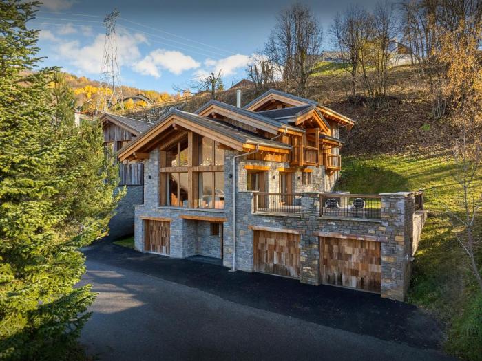 Chalet Fango - OVO Network