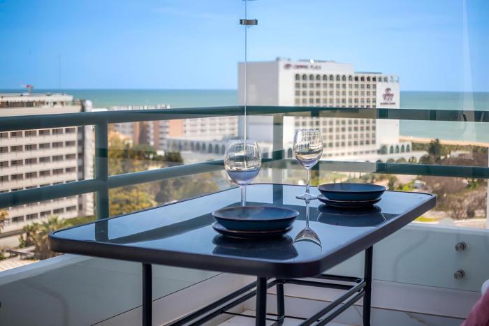 Talia Lux - two-bedroom luxury apartment by HD