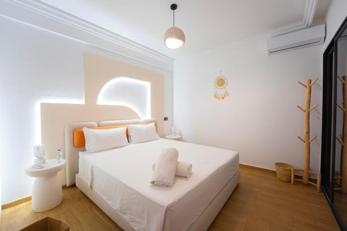 Gueliz Central 2BR Apartment with Pool and Parking