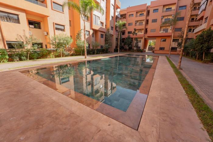 Gueliz Central Apartment with Pool and Parking