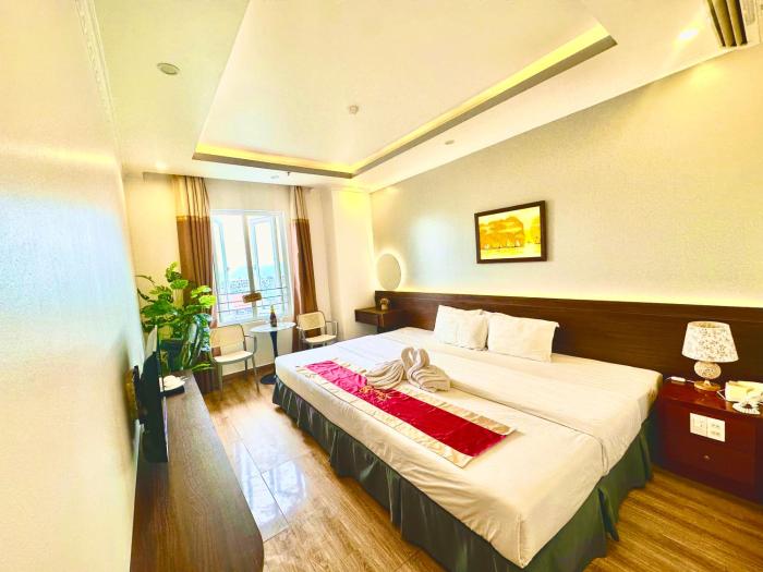 GIANG SƠN Hotel & Travel