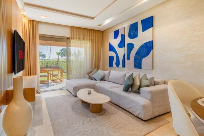 Spacious 2BR , Pool & Garden , Golf View , Fast WiFi