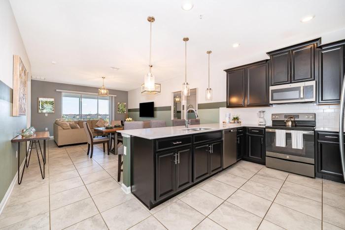 1027MJB Champions Gate Condo 3 Beds 2 Baths & Game Room