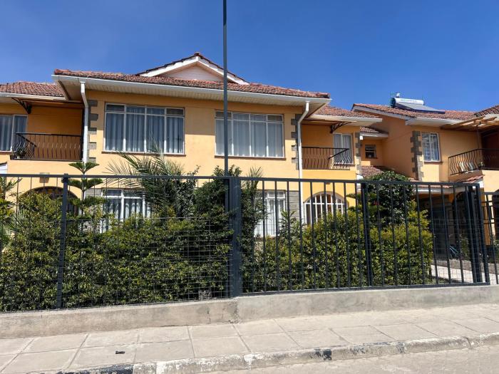 Cleo Luxe Villa , Spacious 4-Bedroom Maisonette in Sabaki Near SGR & JKIA
