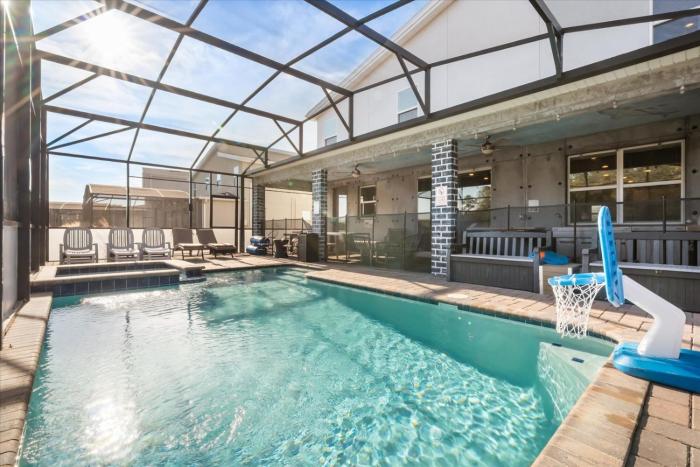 9BD Sea-Themed - Pool, Resort Access, Near Disney