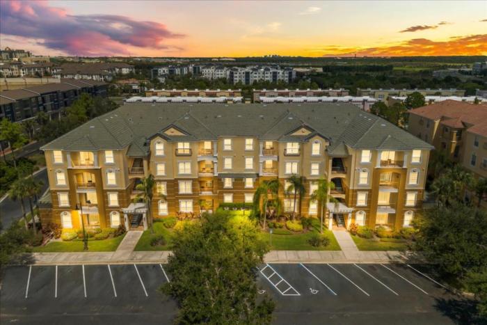 3 Bedrooms 2 Bathrooms Vista Cay 4814-405 Ca