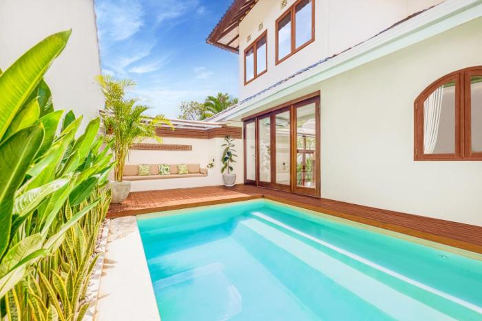 3BR Villa | Seminyak Central | Steps to Beach