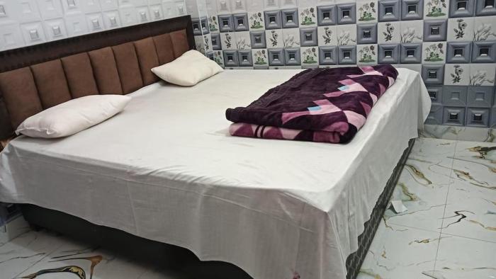 Radhika Sadan Guest House