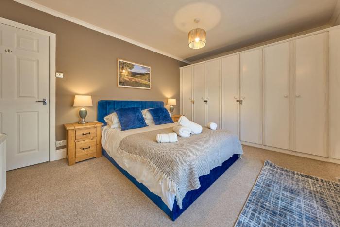 Cosy 2BR Cottage Steps to Town & Peak District