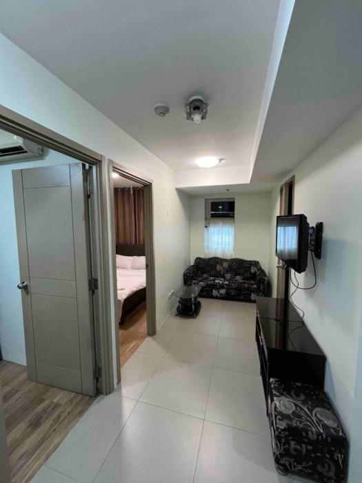 The Serenity Tower 2706