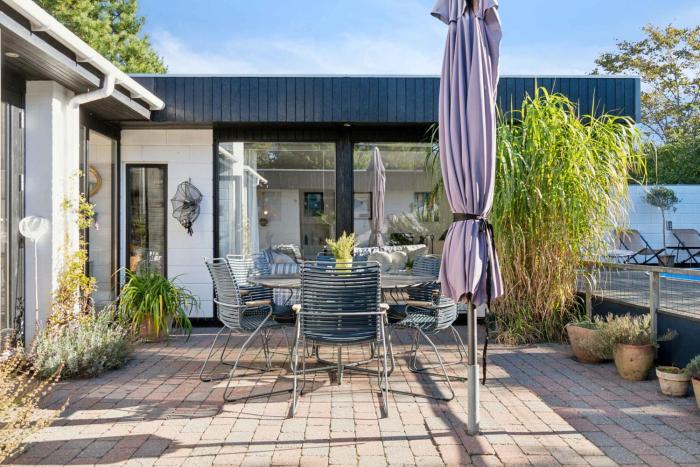 Holiday Home With Pool, Terraces, Near Beach