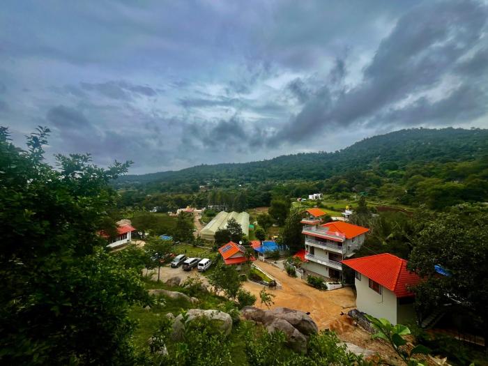 Lakshmi Flower Tech Resort