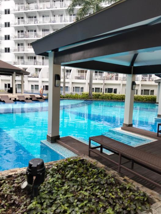 Shell Residences Mall of Asia by Jade