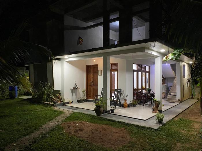 Thisara Villa