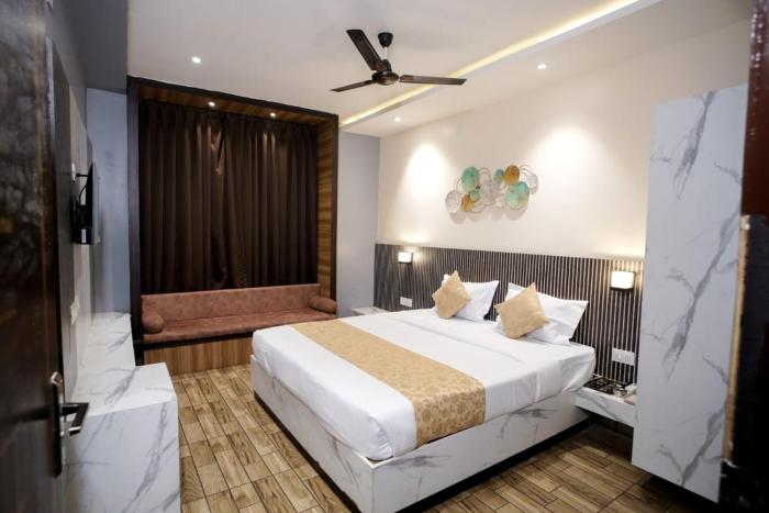 Hotel The Opulent