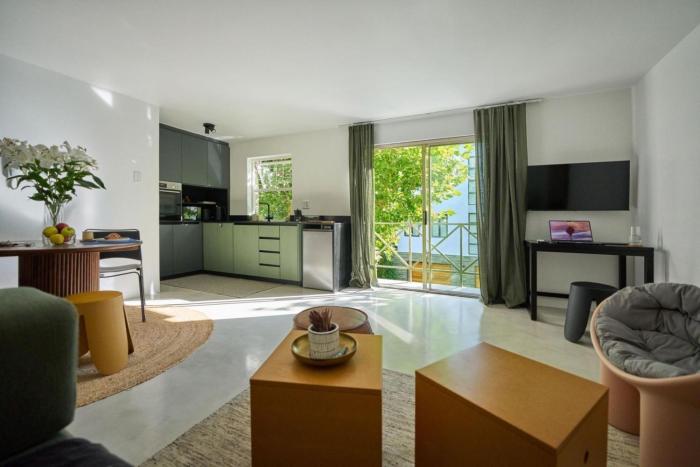 Charming De Waterkant Retreat with Peaceful Patio