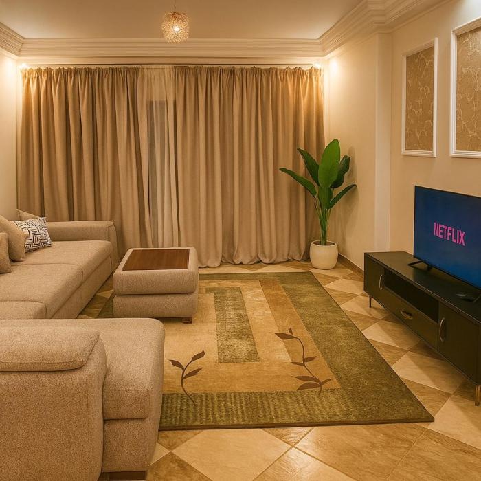 Alex 2BR - Smart TV - Wi-Fi - Work Desks & Bicycle