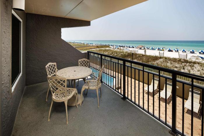 Island Echos 2M gulf front condo