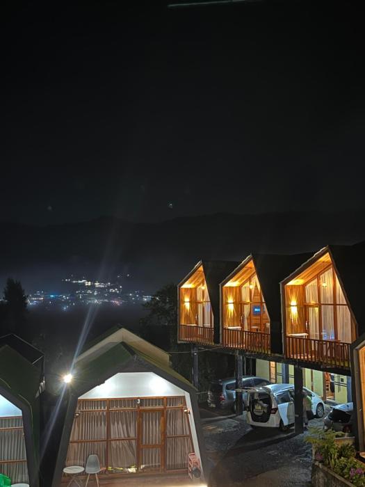 Cabin Hillside Dieng