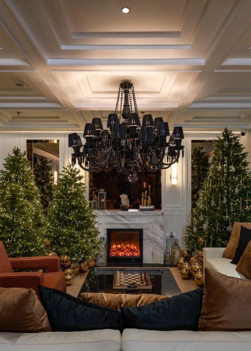 The Savile, by Harrys