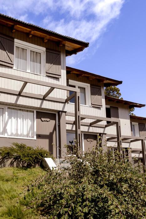 Bright bungalow with a beautiful view of the lake