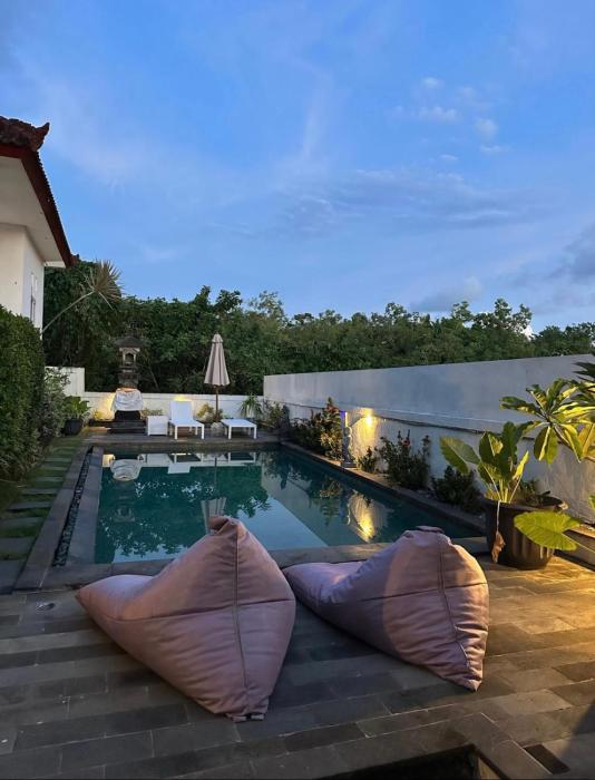 Padang Padang Bungalows Uluwatu