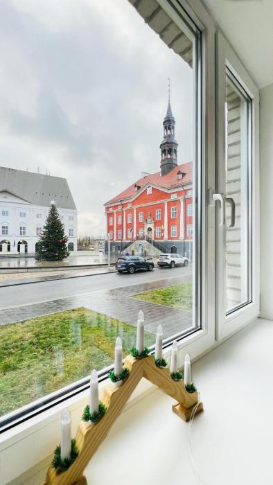 Town Hall Square View Apartment