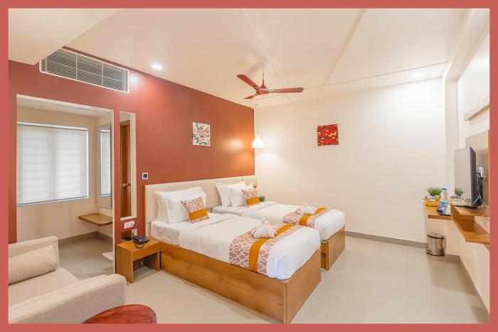 Hotel Premium Devans Residency Near Varanasi Railway Station and Kashi Vishwanath Temple# Room Service & Free Wi-fi Facilities # Spacious and Fully Air Conditioned Rooms - Top Rated Hotel