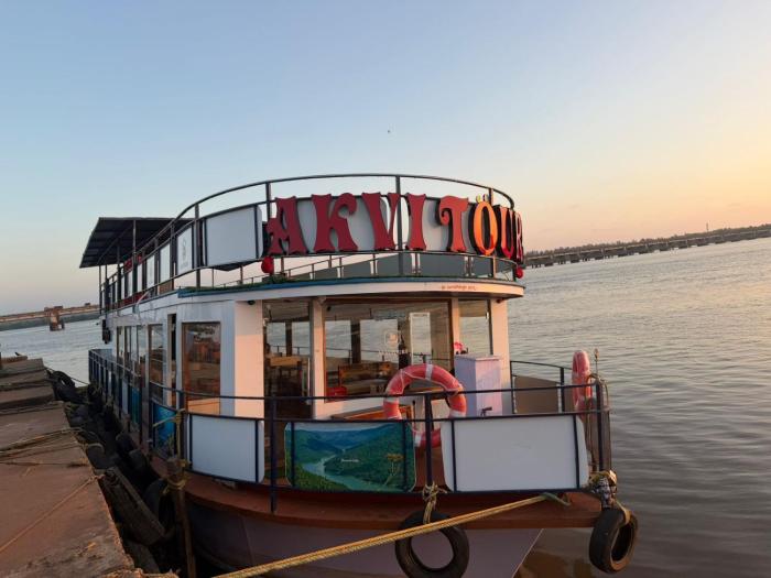 Trinetra Boat House - Dormitory