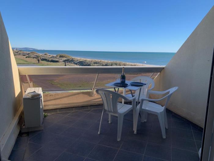 625 Studio 2 pers Héliopolis AB magnifique vue mer