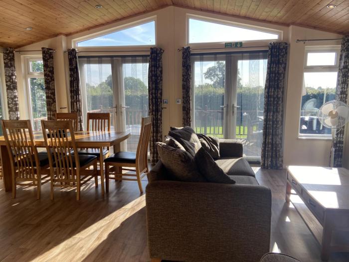 Field View 2 bed S- Spruce