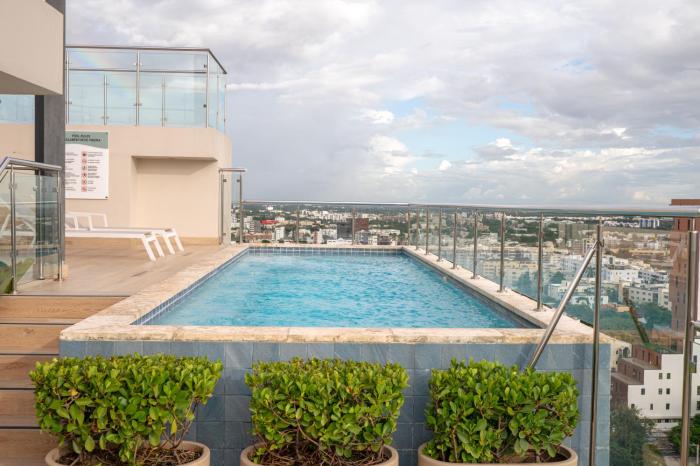 Modern & Cozy Luxury Suite with Amazing Views of STI