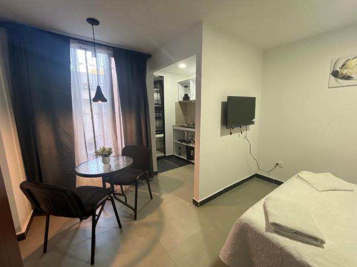 comodo y nuevo apartaestudio en el norte para dos personas