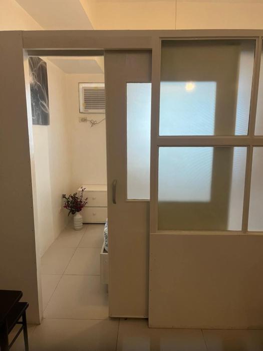 Hotel Essence Service Road