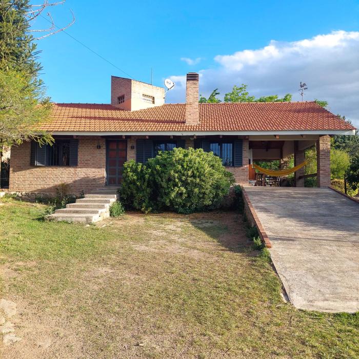 Casa con pileta en Cabalango - Sierras de Córdoba IG alquilervillacarlospaz