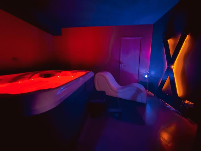 Love Room L Interlude