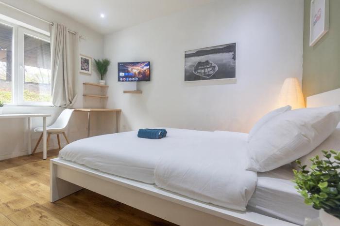 98 Apparthotel - Botanique 3