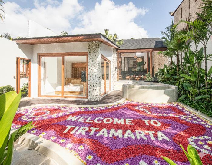 Luxury 3BR Retreat Jungle View, Near Ubud Center