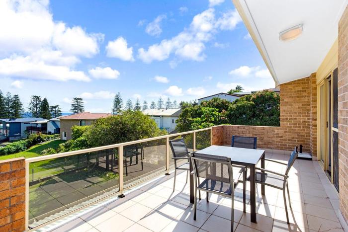 Kennington 8 Blackhead