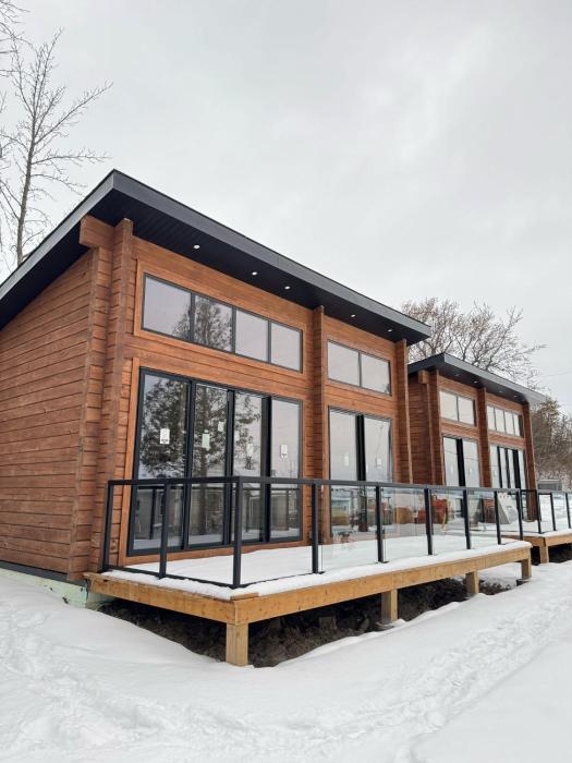 2-BDR Camper Cottage on Rice Lake #12