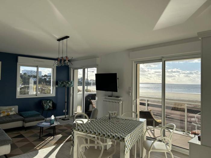 Appartement T4 - 6 pers - Parking - Vue Mer à St Georges de Didonne - FR-1-738-51