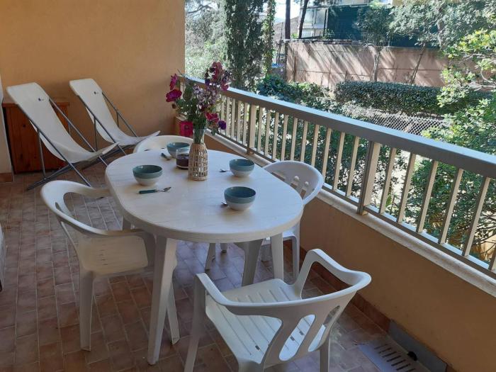 Appartement T2 avec terrasse et parking à Bormes-les-Mimosas - FR-1-251-907