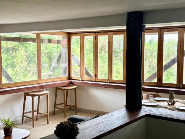 20 Steps Beach Surf, Wave, Cliff, Uluwatu3BR