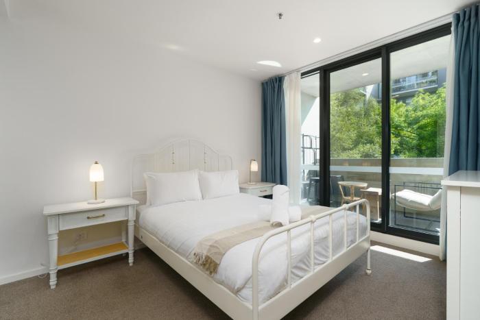 Bright Modern Braddon Apt Near Canberra Centre - Hosted by Canstay