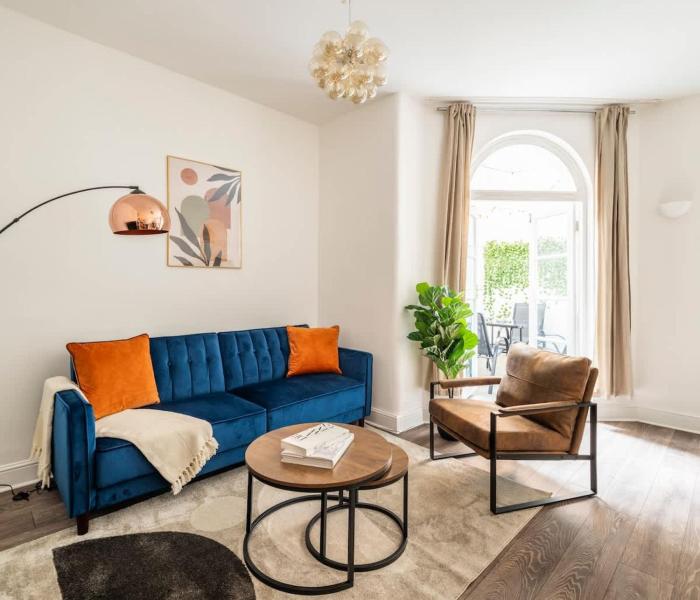 Elegant Chelsea stay with Private patio near Hyde Park