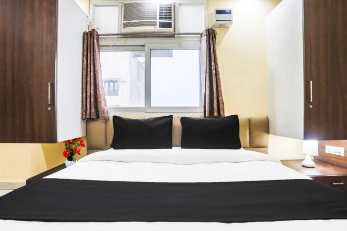 Super Collection O Sector 44 Near Botanical Garden formerly Hotel Culture