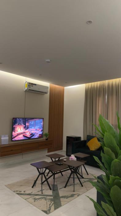 شقه بغرفه بصاله وغرفه نوم مريحه