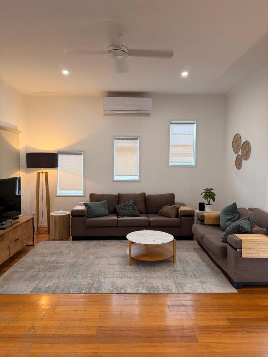 Baiti Cowes - close to great coffee and the beach
