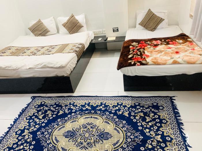 Hotel Churu Palace