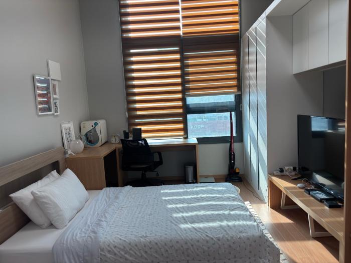 Modern Style Duplex Room